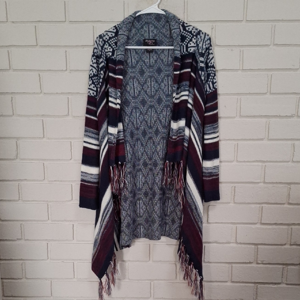 Tribal Print Boho Vibes Tassel Draped Open Front Cardigan. Size Medium